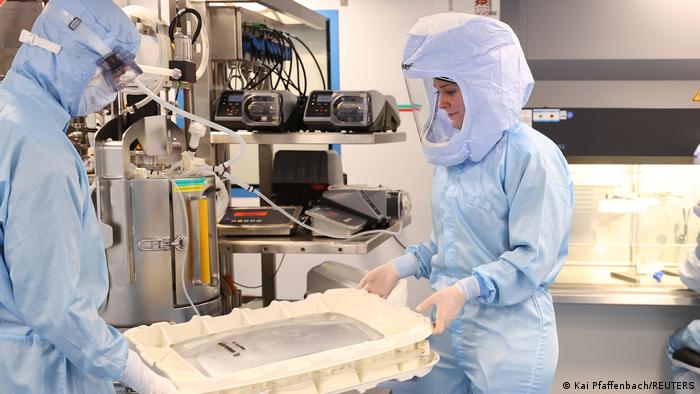 Alemania planea ampliar la producción de vacunas contra COVID-19 Alemania planea ampliar la producción de vacunas contra COVID-19
