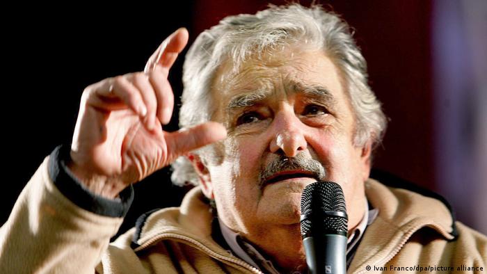 José Mujica se recupera tras ser operado de urgencia José Mujica se recupera tras ser operado de urgencia