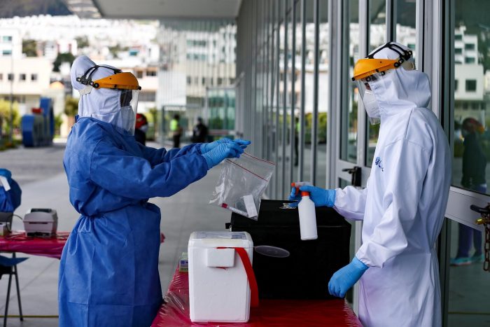 Identifican en Ecuador variante del SARS-CoV-2 ya detectada en Chile y Perú Identifican en Ecuador variante del SARS-CoV-2 ya detectada en Chile y Perú