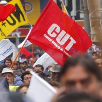Trabajadores de empresas del Estado se adhieren a huelga general sanitaria convocada por la CUT
