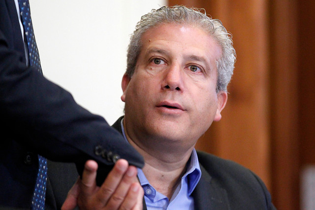 Detienen a candidato a gobernador Ricardo Rincón por infringir cuarentena en Las Cabras Detienen a candidato a gobernador Ricardo Rincón por infringir cuarentena en Las Cabras