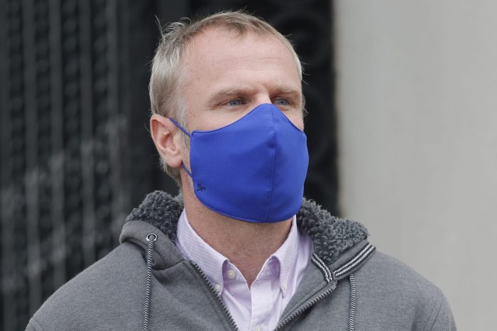 Parlamentarios Evópoli informan que senador Felipe Kast está contagiado por Covid-19 Parlamentarios Evópoli informan que senador Felipe Kast está contagiado por Covid-19