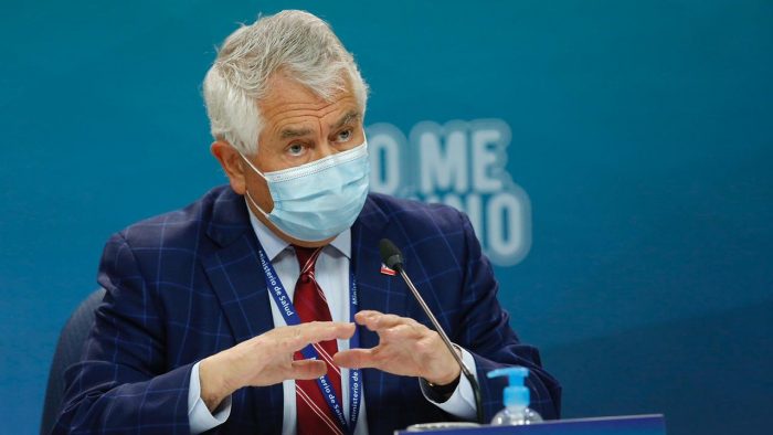Director de Chile 21: “Paris no está apto para seguir con la vocería de esta crisis, transforma el balance del Covid-19 en un ring político” Director de Chile 21: “Paris no está apto para seguir con la vocería de esta crisis, transforma el balance del Covid-19 en un ring político”