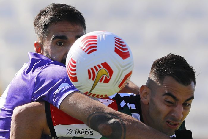 Seguirá rodando el balón: Gobierno confirma que el fútbol chileno no se suspenderá a pesar de nuevas medidas restrictivas por el Covid Seguirá rodando el balón: Gobierno confirma que el fútbol chileno no se suspenderá a pesar de nuevas medidas restrictivas por el Covid