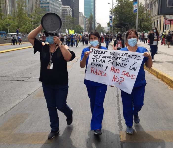 Fenats Nacional denuncia que Gobierno no ha pagado Bono Covid a los funcionarios de la salud contratados a honorarios tras siete meses del anuncio Fenats Nacional denuncia que Gobierno no ha pagado Bono Covid a los funcionarios de la salud contratados a honorarios tras siete meses del anuncio