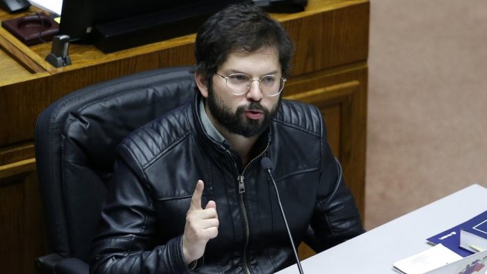 «Hay un gran abandono de la seriedad que se requiere en política»: Gabriel Boric cuestiona tono en discusiones sobre el tercer retiro del 10%