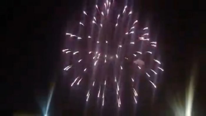 Niños: ¿cómo manejar el pánico a los fuegos artificiales? Niños: ¿cómo manejar el pánico a los fuegos artificiales?