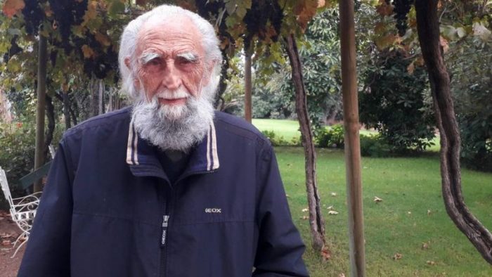 Gastón Soublette, filósofo chileno: «Los estallidos sociales muestran que la falta de solidaridad está llegando a su fin» Gastón Soublette, filósofo chileno: «Los estallidos sociales muestran que la falta de solidaridad está llegando a su fin»