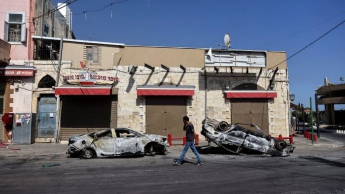 “La guerra civil ha estallado en Lod”: los crecientes enfrentamientos entre la población árabe y judía de Israel “La guerra civil ha estallado en Lod”: los crecientes enfrentamientos entre la población árabe y judía de Israel