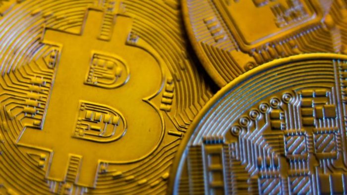 La «bofetada» de China a las criptomonedas que hizo desplomarse al bitcoin La