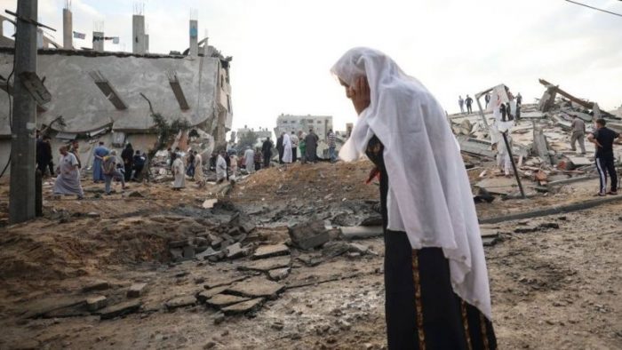 Israel y Hamás acuerdan un alto al fuego que según los palestinos entrará en vigor este viernes Israel y Hamás acuerdan un alto al fuego que según los palestinos entrará en vigor este viernes