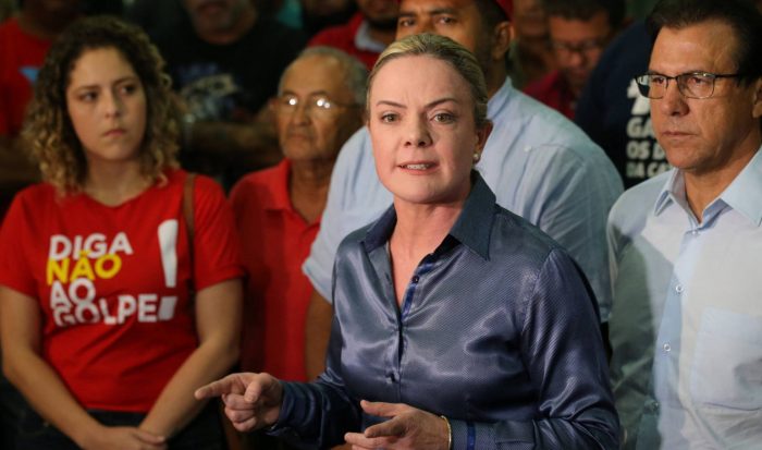 «¿En medio de la pandemia y la llegada de la tercera ola?»: partido de Lula rechaza decisión de albergar la Copa América en Brasil