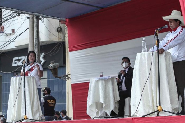 Pedro Castillo y Keiko Fujimori intercambian populismo en su primer debate del balotaje en Perú Pedro Castillo y Keiko Fujimori intercambian populismo en su primer debate del balotaje en Perú