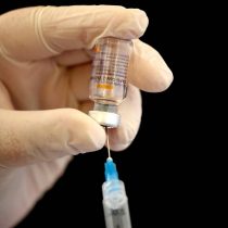Pasa a ser ley: Congreso aprueba proyecto que establece permiso laboral para vacunarse