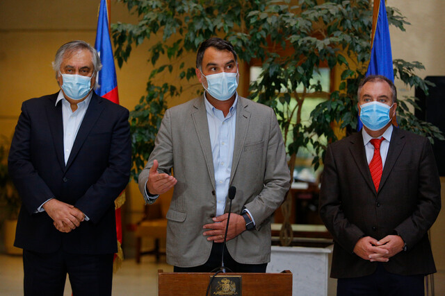 «Le pedimos al Ejecutivo mayor diálogo»: Partidos de Chile Vamos acuerdan «reactivar» coalición en el marco de los «mínimos comunes»