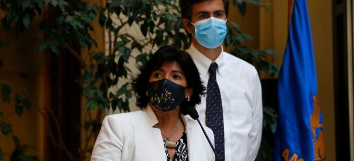 Yasna Provoste presiona a La Moneda por mínimos comunes: “Si el Gobierno se allana, en cosa de días puede tener aprobadas las leyes necesarias” Yasna Provoste presiona a La Moneda por mínimos comunes: “Si el Gobierno se allana, en cosa de días puede tener aprobadas las leyes necesarias”
