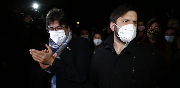 Bochornosa jornada de negociaciones fallidas: todo queda como antes y PC con el FA inscriben primarias sin los socialistas Bochornosa jornada de negociaciones fallidas: todo queda como antes y PC con el FA inscriben primarias sin los socialistas