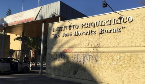 Primera condena por delito de tortura sexual: tribunal dicta ocho años de presidio para funcionario de hospital psiquiátrico - El Mostrador Primera condena por delito de tortura sexual: tribunal dicta ocho años de presidio para funcionario de hospital psiquiátrico - El Mostrador