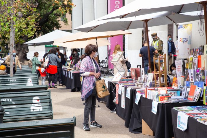 Mercado de Libros en Providencia Mercado de Libros en Providencia
