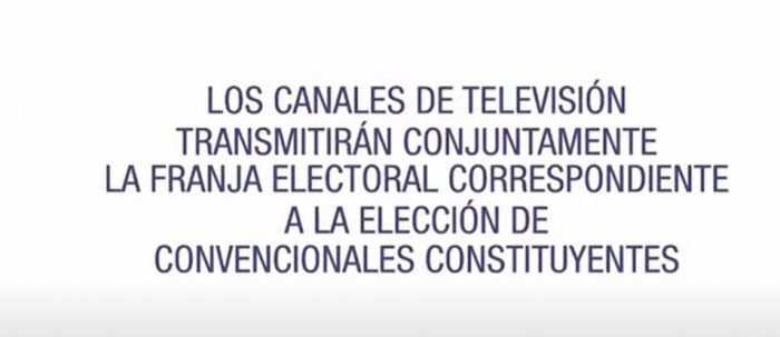 La UDI no se complica y pone a Lavín y Matthei por igual en la reanudación de la franja electoral La UDI no se complica y pone a Lavín y Matthei por igual en la reanudación de la franja electoral