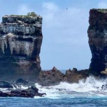 El reconocido punto turístico de la Isla Galápagos “Arco de Darwin” se derrumbó tras erosión natural