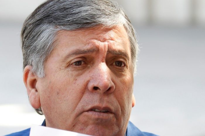 Tribunal declara ilegal la detención del alcalde de Rengo tras supuesta infracción sanitaria Tribunal declara ilegal la detención del alcalde de Rengo tras supuesta infracción sanitaria