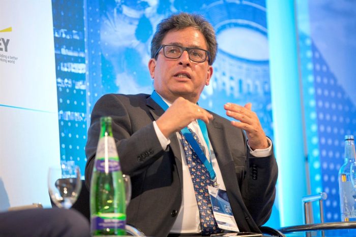 Ministro de Hacienda de Colombia renuncia en medio de la crisis de la reforma Ministro de Hacienda de Colombia renuncia en medio de la crisis de la reforma