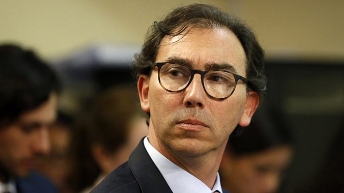 Ministro Figueroa arremete contra carta de alcaldes de la oposición: «Algunos utilizan esto para obtener otro tipo de ventaja financiera” Ministro Figueroa arremete contra carta de alcaldes de la oposición: