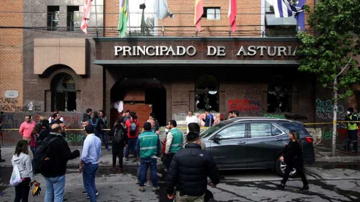 Por lanzamiento de bombas molotov: condenan hasta seis años de presidio a sujetos que fueron absueltos por el incendio del Hotel Principado de Asturias Por lanzamiento de bombas molotov: condenan hasta seis años de presidio a sujetos que fueron absueltos por el incendio del Hotel Principado de Asturias