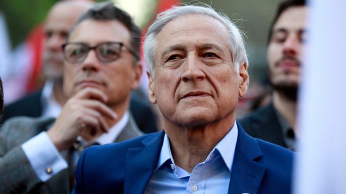 Sector del PPD llama a directiva a «deponer posiciones mezquinas» y entablar acuerdos con FA, PC e independientes Sector del PPD llama a directiva a
