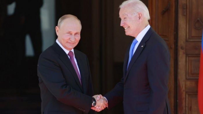 Biden y Putin: 3 puntos de encuentro y 3 desacuerdos que quedaron claros en la primera reunión entre los dos mandatarios Biden y Putin: 3 puntos de encuentro y 3 desacuerdos que quedaron claros en la primera reunión entre los dos mandatarios