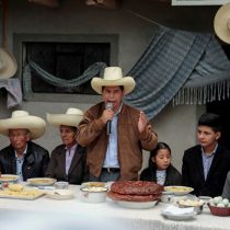 Partidarios de Castillo y Fujimori alistan marchas a la espera de desenlace electoral en Perú