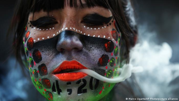 Corte Suprema de México despenaliza uso lúdico de marihuana Corte Suprema de México despenaliza uso lúdico de marihuana