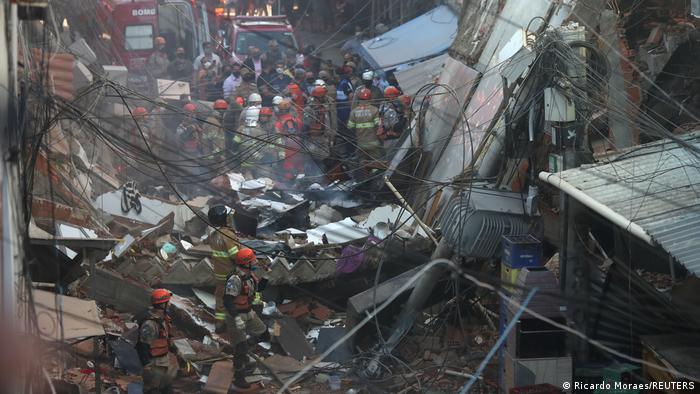 Dos muertos tras derrumbe de un edificio en favela de Río de Janeiro Dos muertos tras derrumbe de un edificio en favela de Río de Janeiro