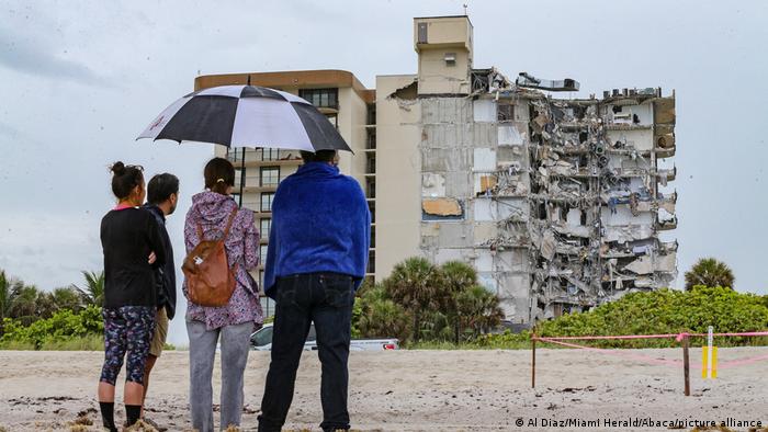 Ascienden a nueve los muertos en colapso de edificio en Miami Ascienden a nueve los muertos en colapso de edificio en Miami