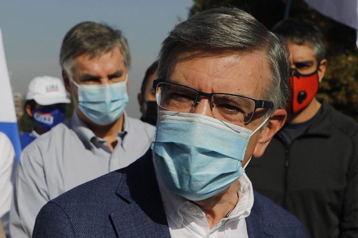 Lavín presentó propuestas principales de su plan de gobierno: contempla sueldo mínimo de $500 mil y gabinete paritario Lavín presentó propuestas principales de su plan de gobierno: contempla sueldo mínimo de $500 mil y gabinete paritario