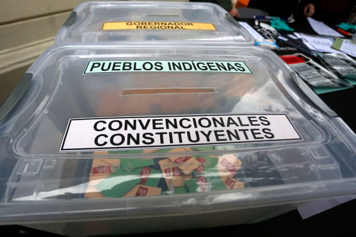 Condenados a entenderse Condenados a entenderse