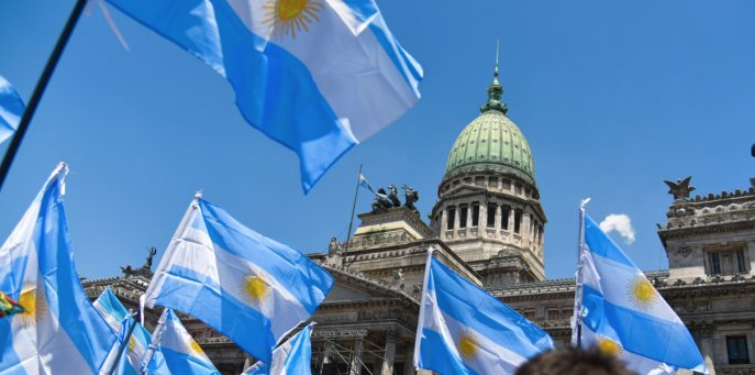 Argentina: chuteando la deuda y preparando elecciones Argentina: chuteando la deuda y preparando elecciones
