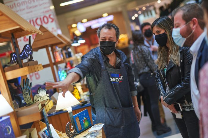 Mercado Emprende: una vitrina para emprendedores locales Mercado Emprende: una vitrina para emprendedores locales