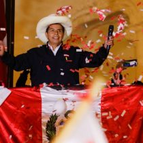 Diferencia irremontable: Castillo lidera las elecciones peruanas con el 100% de las actas procesadas