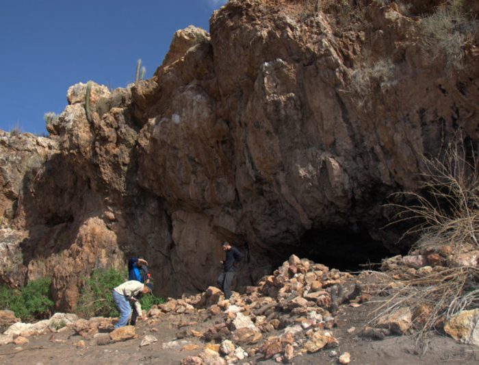 Grupos cazadores recolectores utilizaron ambientes precordilleranos del Centro Norte de Chile, durante periodos de extrema sequía Grupos cazadores recolectores utilizaron ambientes precordilleranos del Centro Norte de Chile, durante periodos de extrema sequía