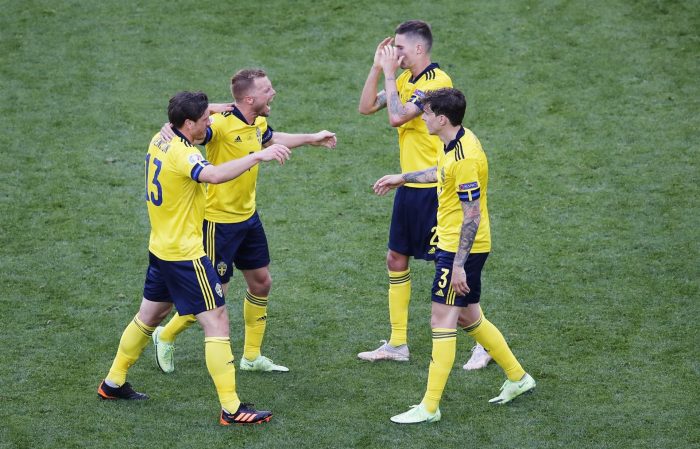 Eurocopa: Suecia supera por el mínimo a Eslovaquia con Isak como figura del partido