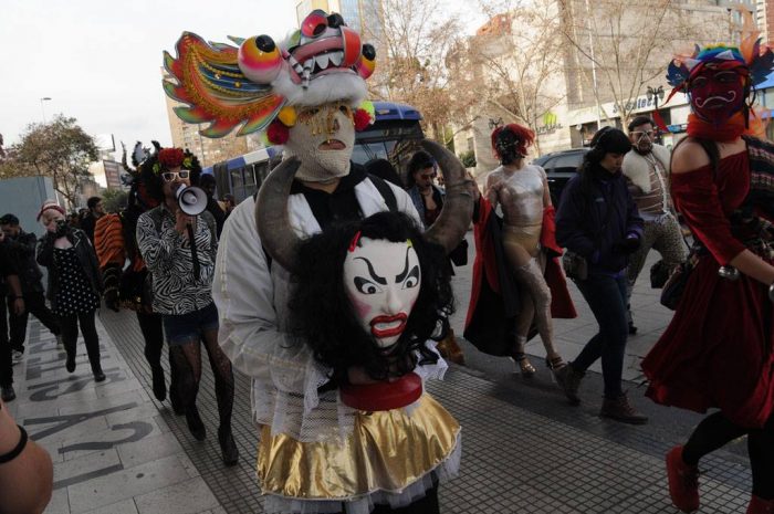 Jorge Díaz, biólogo y escritor disidente sexual: “La naturaleza no habla un lenguaje binario, pero es la sociedad la que ha dicho que la naturaleza genera solamente hombres o mujeres” Jorge Díaz, biólogo y escritor disidente sexual: “La naturaleza no habla un lenguaje binario, pero es la sociedad la que ha dicho que la naturaleza genera solamente hombres o mujeres”