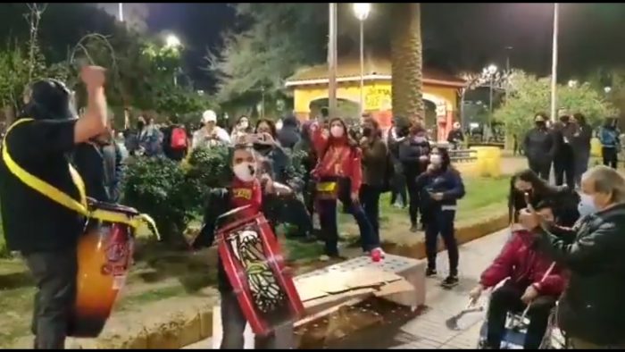 Continúan protestas por presos del estallido: manifestaciones en Plaza Italia y Plaza Ñuñoa Continúan protestas por presos del estallido: manifestaciones en Plaza Italia y Plaza Ñuñoa