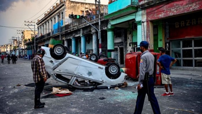 Experto en estudios cubano-estadounidenses: “EE.UU. no va a levantar el embargo sin que Cuba ceda o venga a la mesa a negociar en buena fe” Experto en estudios cubano-estadounidenses: “EE.UU. no va a levantar el embargo sin que Cuba ceda o venga a la mesa a negociar en buena fe”