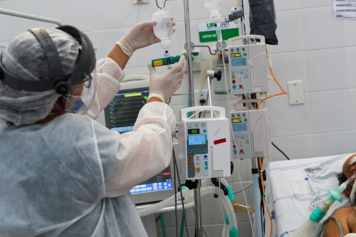 Especialistas llaman a la precaución y advierten alza de nuevos casos de covid-19 en regiones del extremo norte Especialistas llaman a la precaución y advierten alza de nuevos casos de covid-19 en regiones del extremo norte