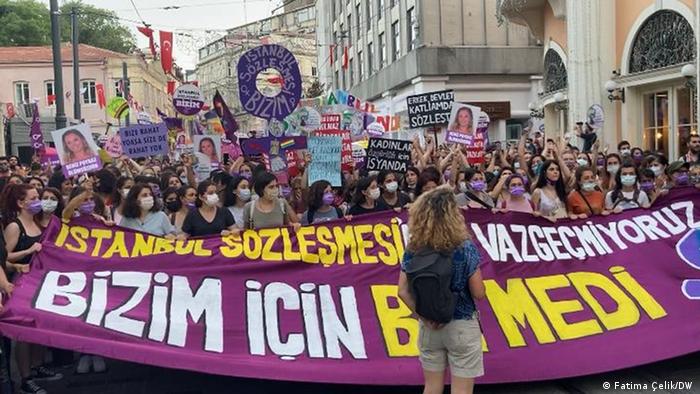 Turquía abandona oficialmente un tratado que protege a las mujeres contra la violencia machista Turquía abandona oficialmente un tratado que protege a las mujeres contra la violencia machista