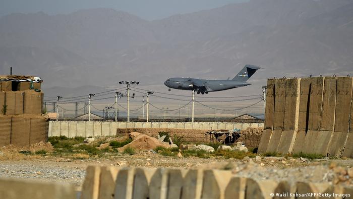 Las tropas de Estados Unidos abandonan Bagram, su mayor base en Afganistán Las tropas de Estados Unidos abandonan Bagram, su mayor base en Afganistán