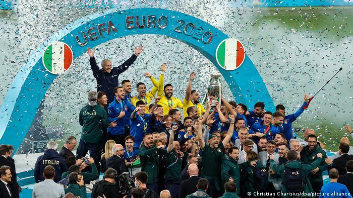 Italia gana la Eurocopa en los penales frente a Inglaterra Italia gana la Eurocopa en los penales frente a Inglaterra