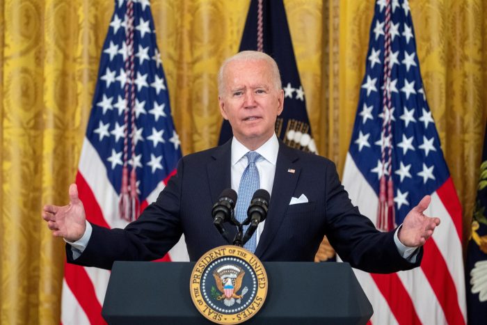 Presidente Biden no descarta que el Gobierno pueda ordenar vacunarse a todo EE.UU. de manera obligatoria Presidente Biden no descarta que el Gobierno pueda ordenar vacunarse a todo EE.UU. de manera obligatoria
